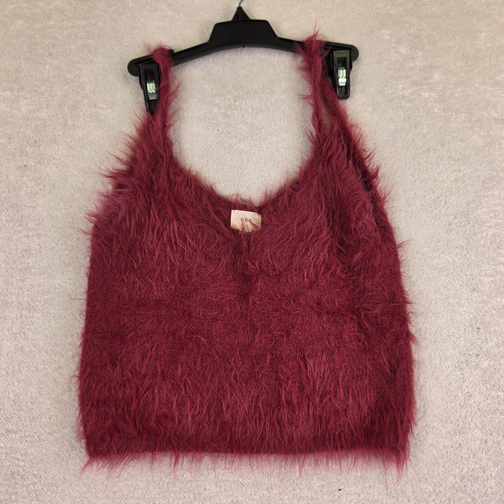 O&O Burgundy Eyelash Knit Fuzzy V-Neck Crop Top Tank Small